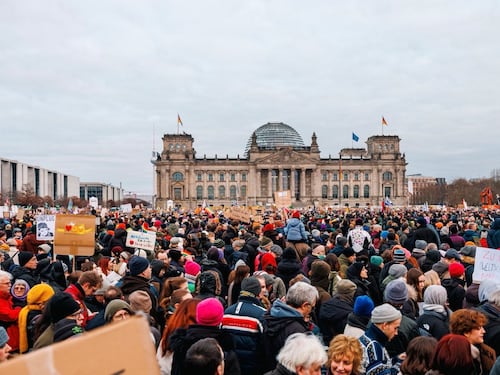 "Non si ripeta la storia": domenica di proteste in Germania contro l'intesa Cdu-Afd