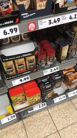 Coronavirus, le immagini dei supermercati presi d'assalto a Berlino 4