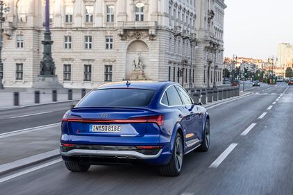 Audi SQ8 e-tron Sportback: guarda la gallery 19
