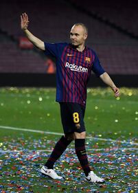 Il commovente addio di Iniesta al Barcellona 10