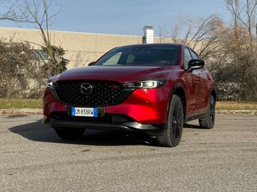Mazda CX-5 2024: guarda la gallery del suv premium giapponese 3