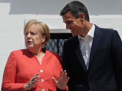 La Merkel "rottama" Dublino: "Ripartire equamente migranti"