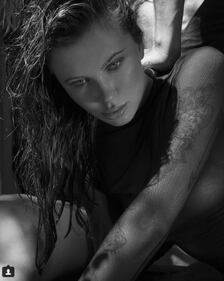Ireland Baldwin completamente nuda 26