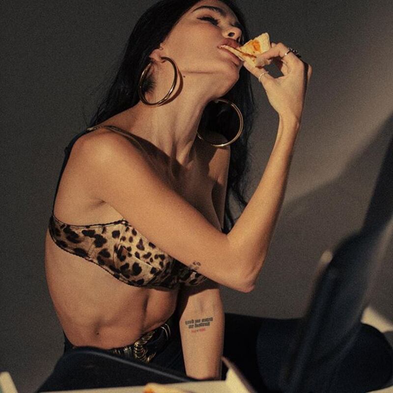 Lady Djordjevic infiamma i suoi follower su Instagram con alcuni scatti hot 3
