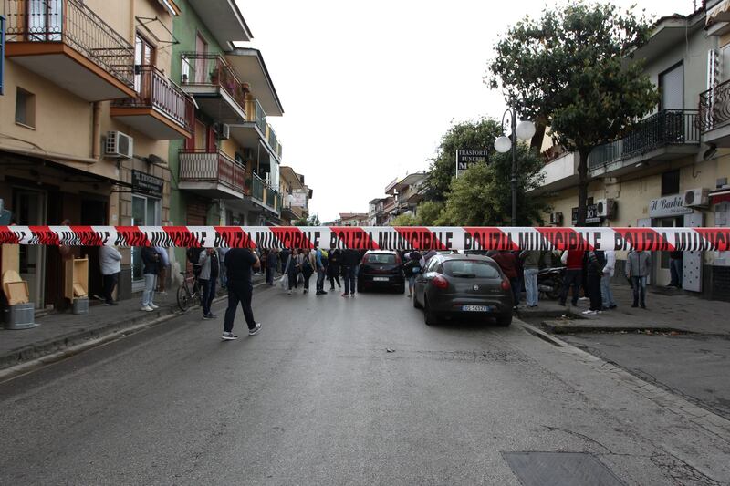 Disabile uccide la madre e si barrica in casa: la cattura 11