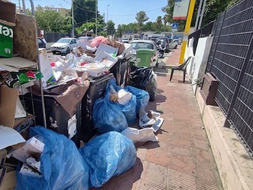 A Taranto c'è l'emergenza rifiuti: e il sindaco Pd caccia il capo delle Protezione civile