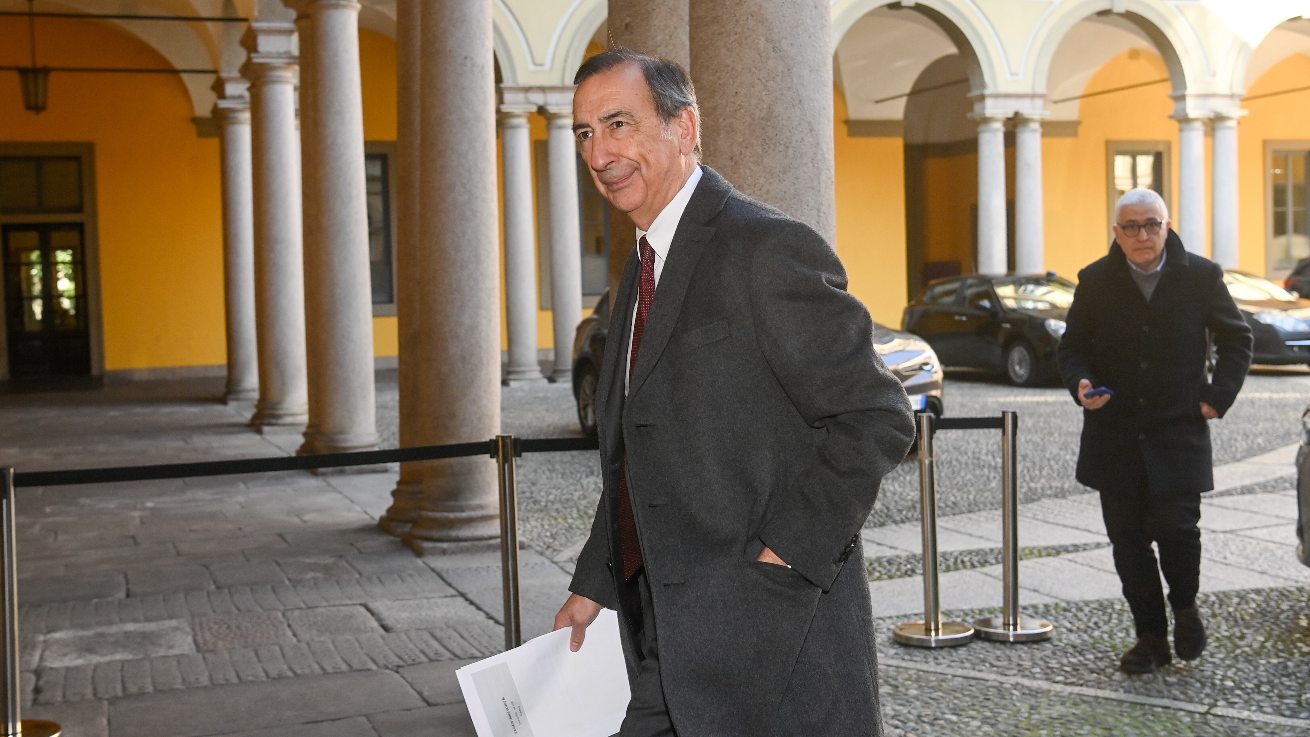 "Ora stop alla legge". E dalle carte escono le trame contro Sala