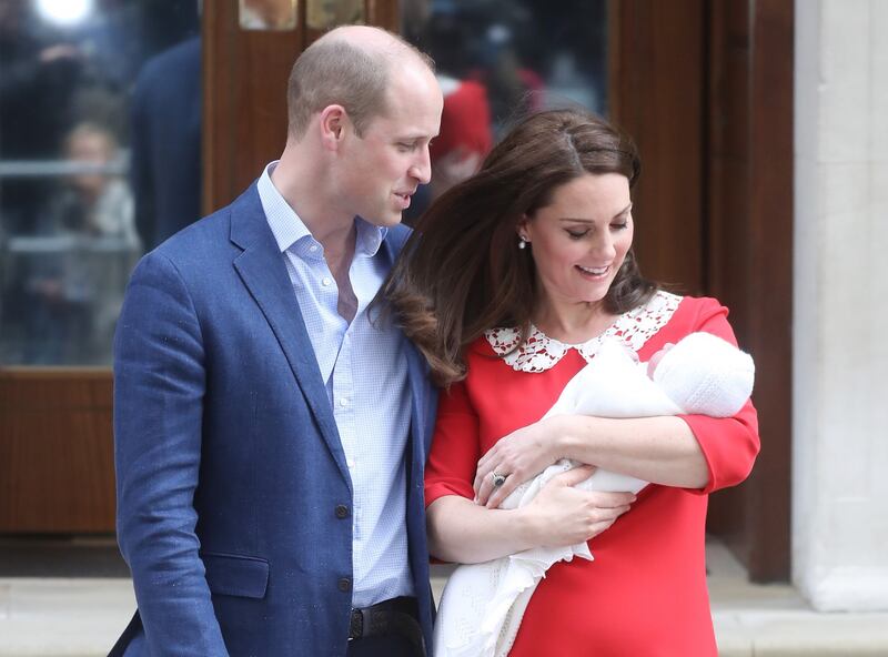 Kate Middleton raggiante dopo il parto 4