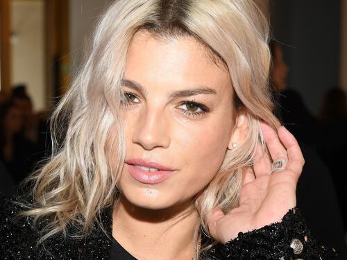 Emma Marrone ferma il concerto: "Pensavo stesse morendo qualcuno"