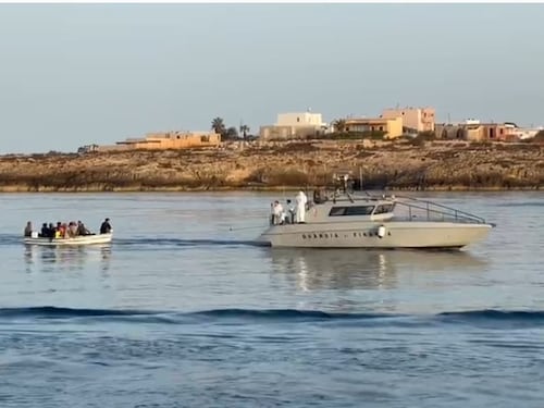 A Lampedusa sbarchi no stop: "La situazione è fuori controllo"