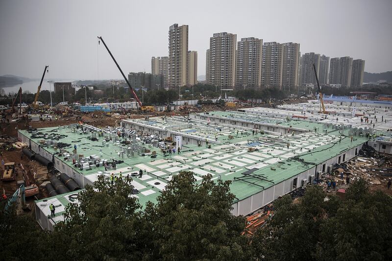 Le fasi della costruzione di Huoshenshan 1