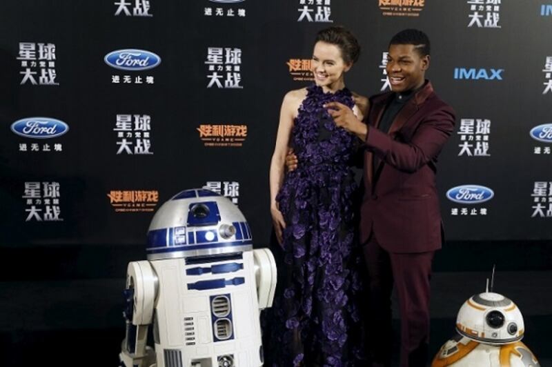 Star Wars episodio VIII: Benicio del Toro e Laura Dern nel cast 7