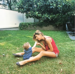 Maddalena Corvaglia ed Elisabetta Canalis, le ex veline più amate 10