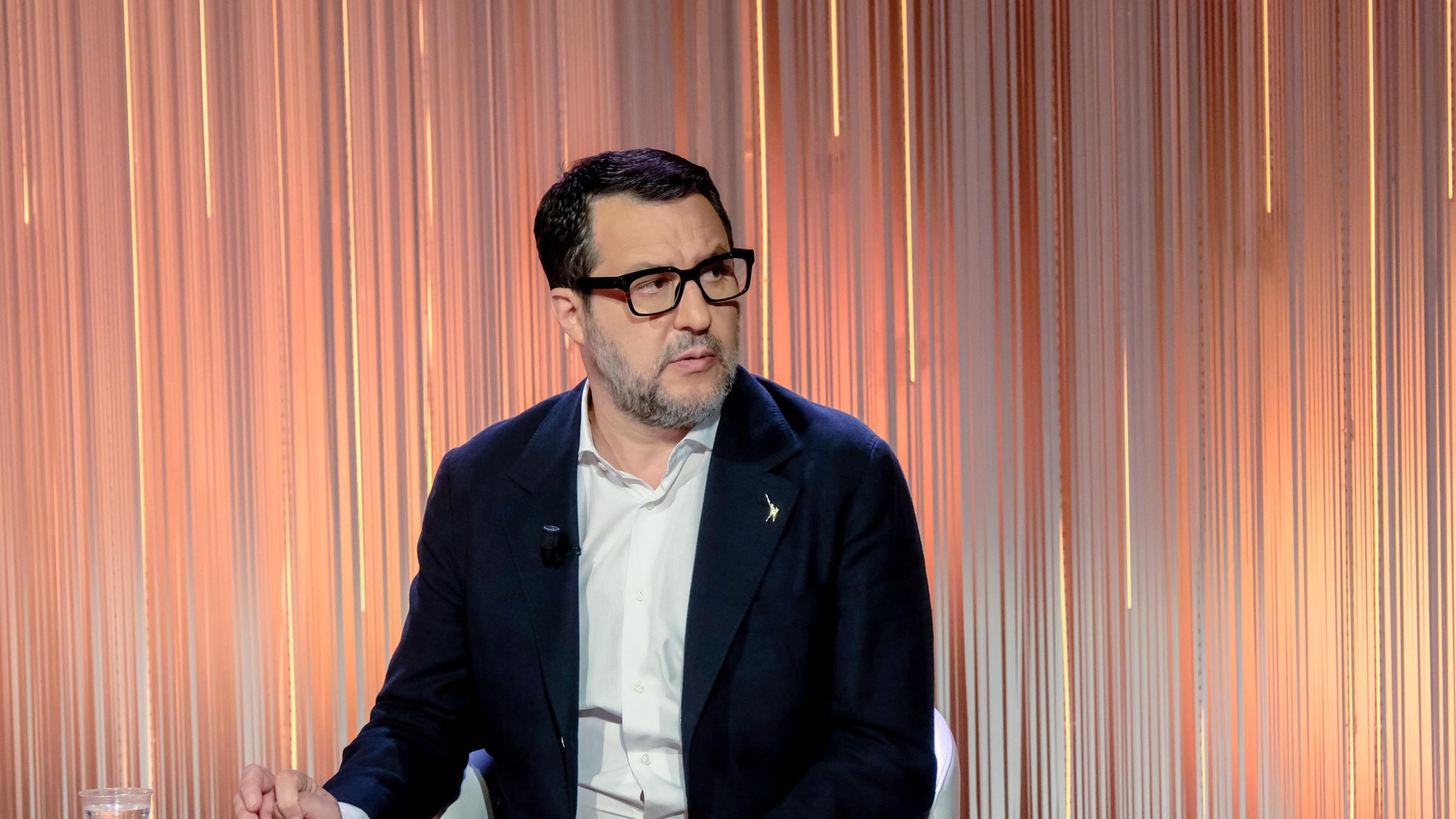 "Hanno rotto le p...". Bufera su Salvini per la battuta contro i toscani