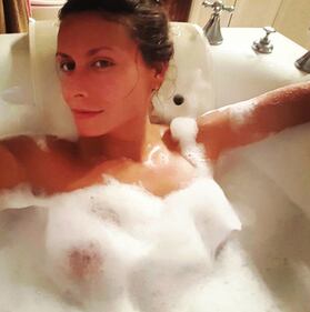Elisa Monti sexy su Instagram 8