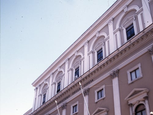 Corruzione, perquisiti gli uffici della Difesa, di Terna e Rfi