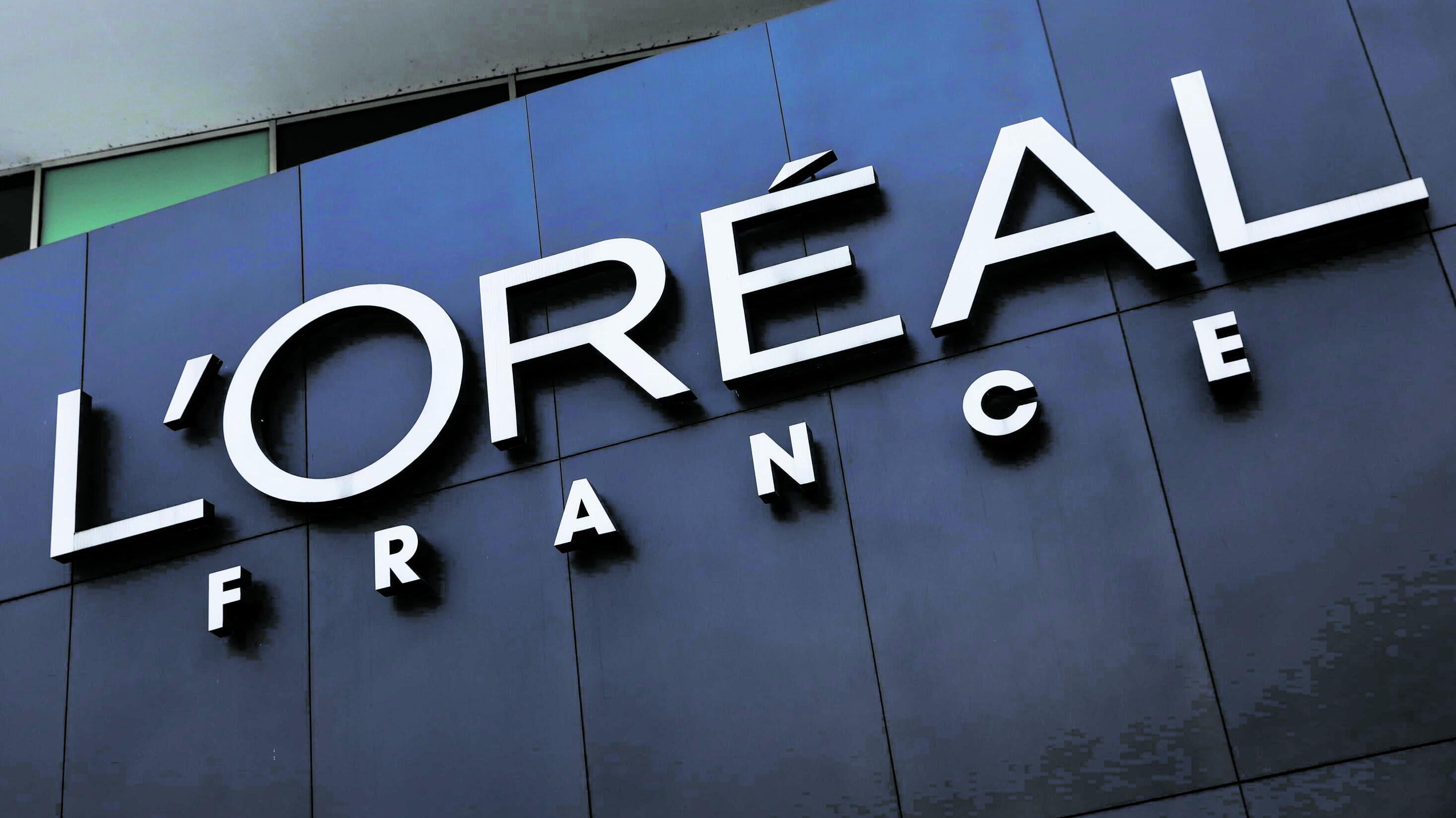 L’Oréal alza il tiro sul gruppo Armani