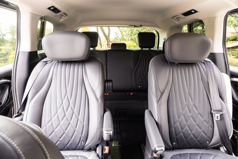 Maxus Mifa9, guarda le foto 13