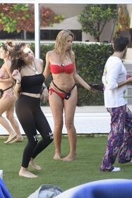 Grande Fratello Vip, docce e altri momenti sexy 29