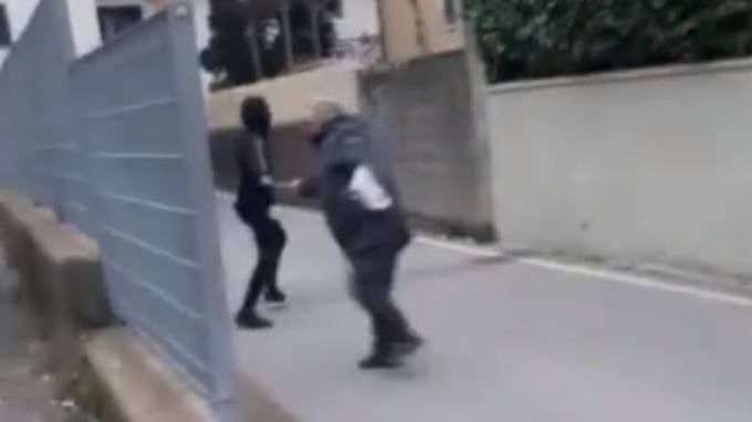 "Richiedente asilo aggredisce operatore perché manca il wi-fi"