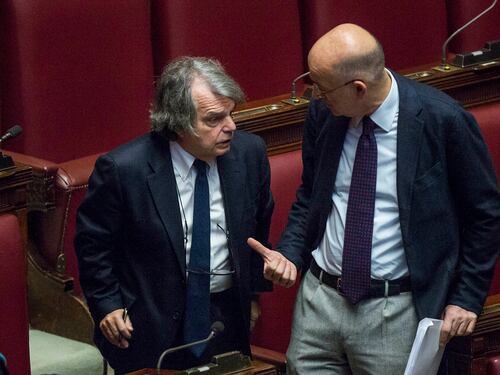 Salva banche, Forza Italia deposita mozione di sfiducia al governo e chiede verbali cdm