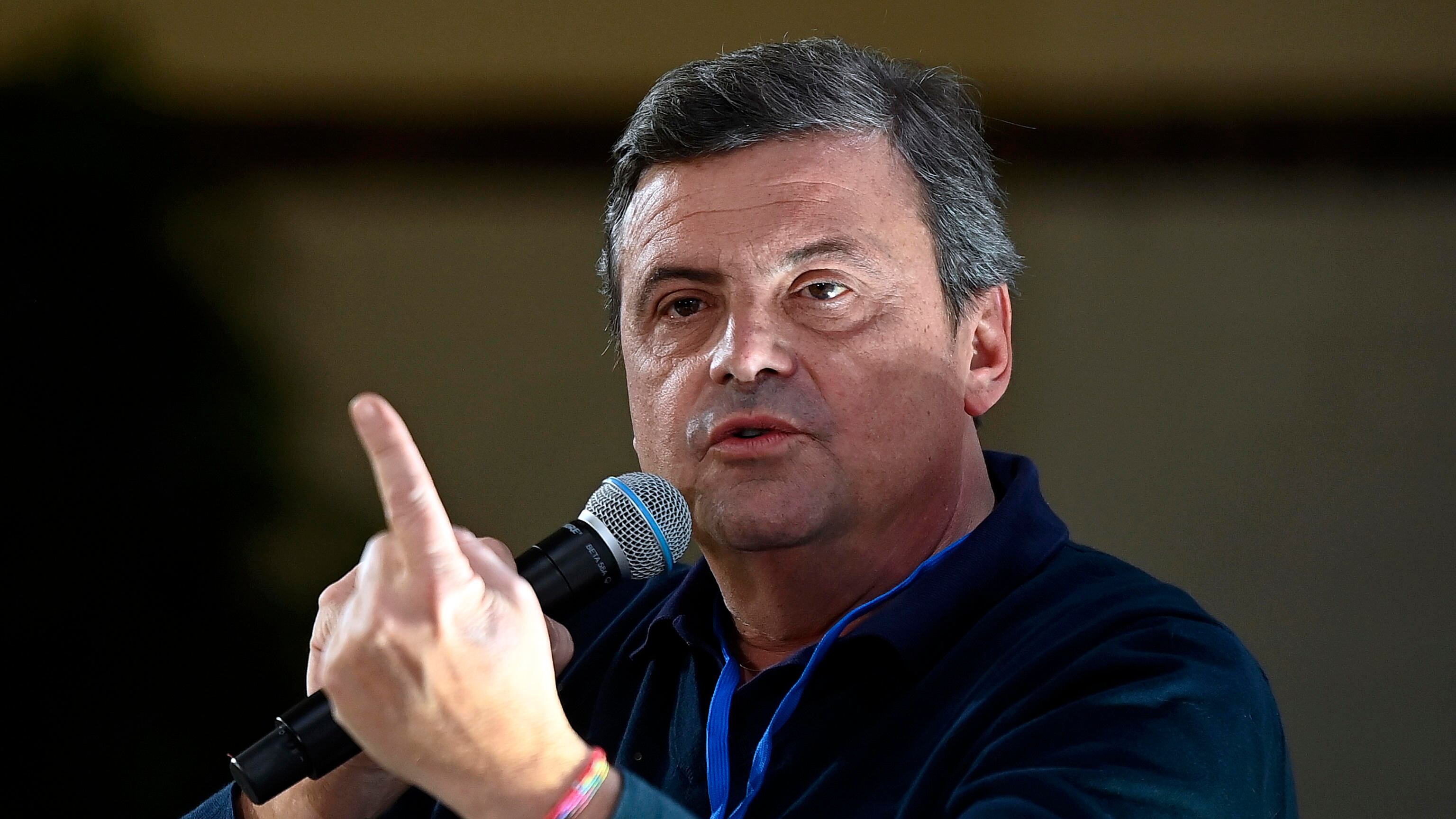 Ora Calenda apre: "Pronti a votare col governo"