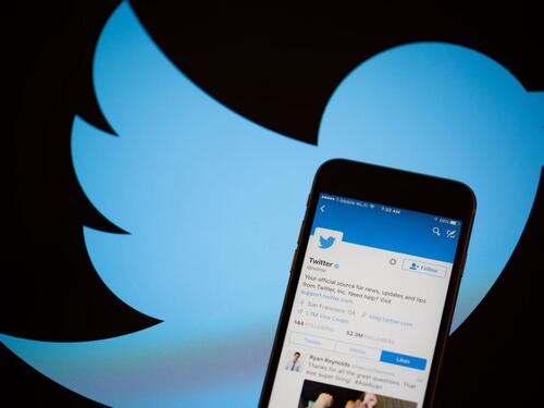 Le famiglie delle vittime dell'Isis portano in causa Twitter