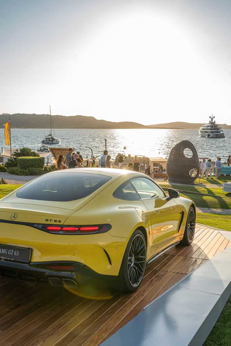 Il lusso di Mercedes in Costa Smeralda 3