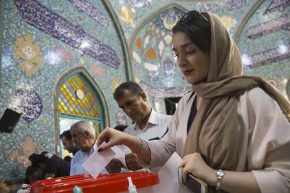 L'Iran al voto per scegliere il prossimo presidente 4