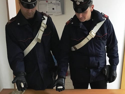 Roma, arrestati due africani: ovuli di eroina nell'intestino
