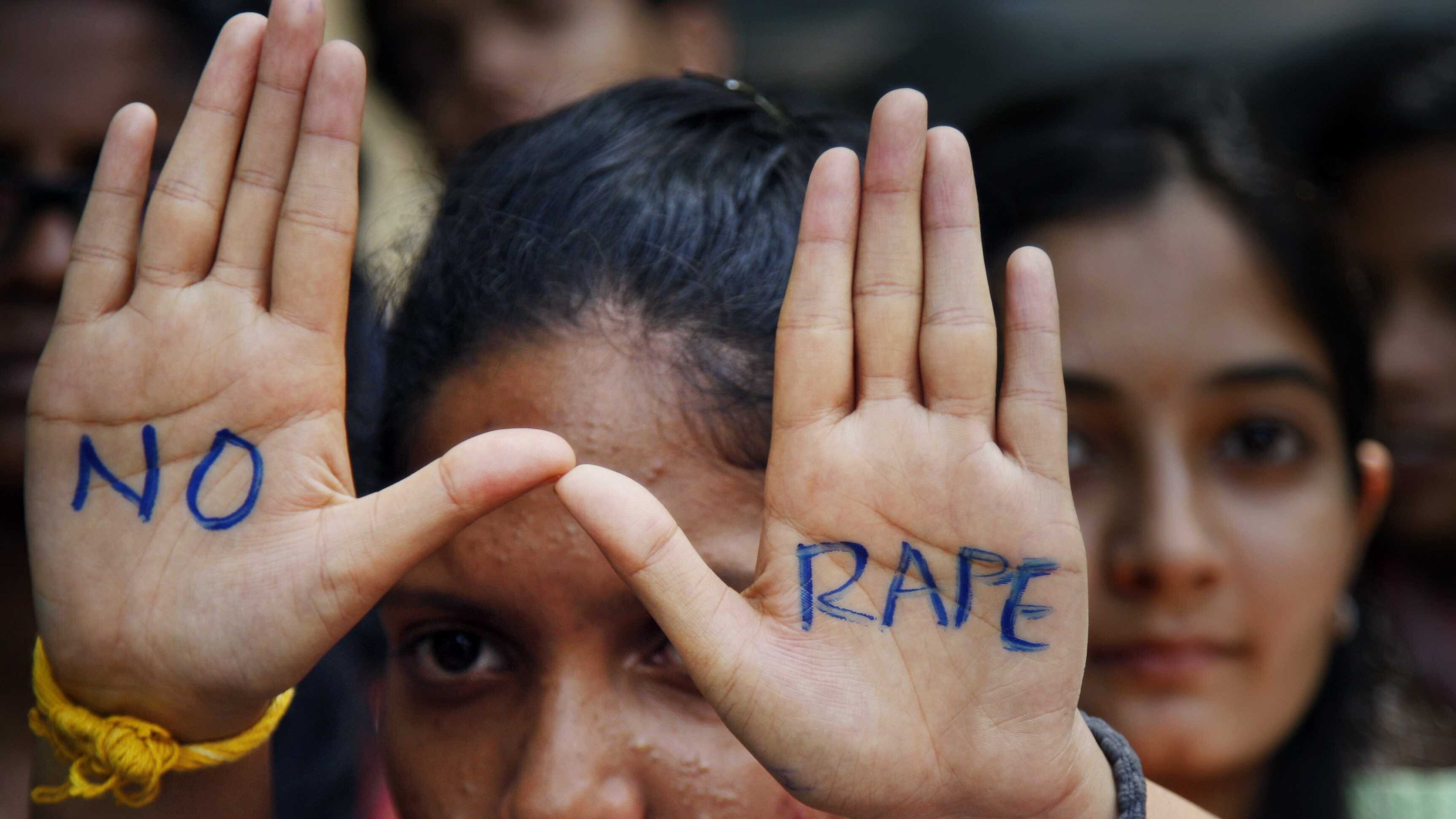 Orrore in India: un'altra ragazza stuprata e poi bruciata viva