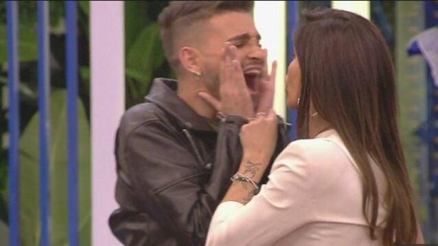 Gf, Cristian duro contro la Tavassi: "I teatrini? L'unica cosa che le riesce bene"