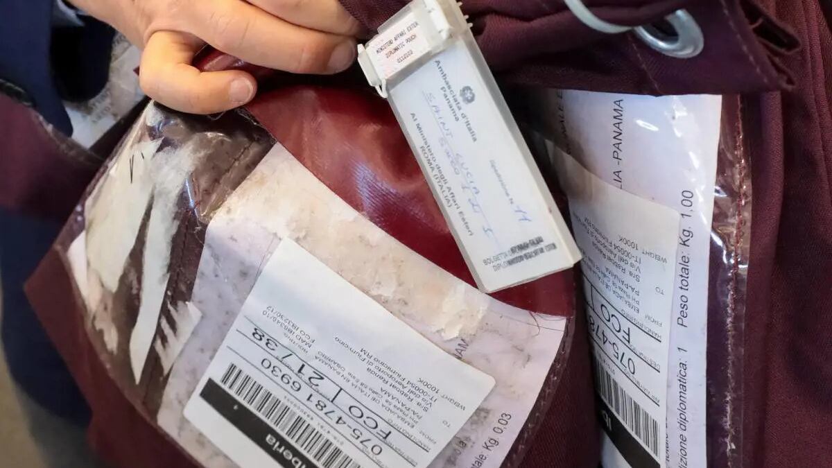 La protesta degli italiani all'estero: anche stavolta schede sparite