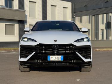 Lamborghini Urus SE: guarda la gallery del nuovo super-SUV da 800 CV 3