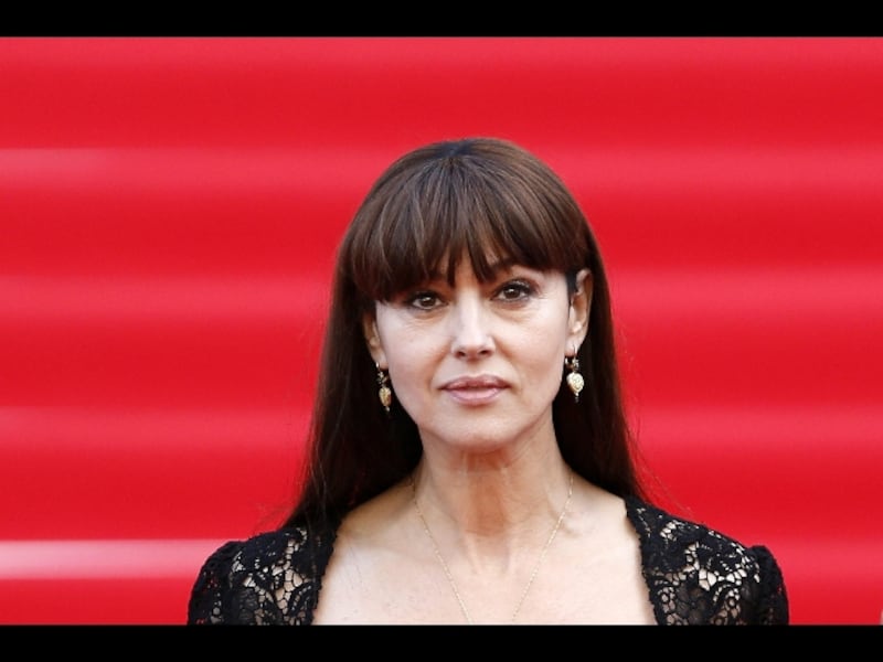 Monica Bellucci sarà bond girl bisex: "Chi dice che sono single?" 4