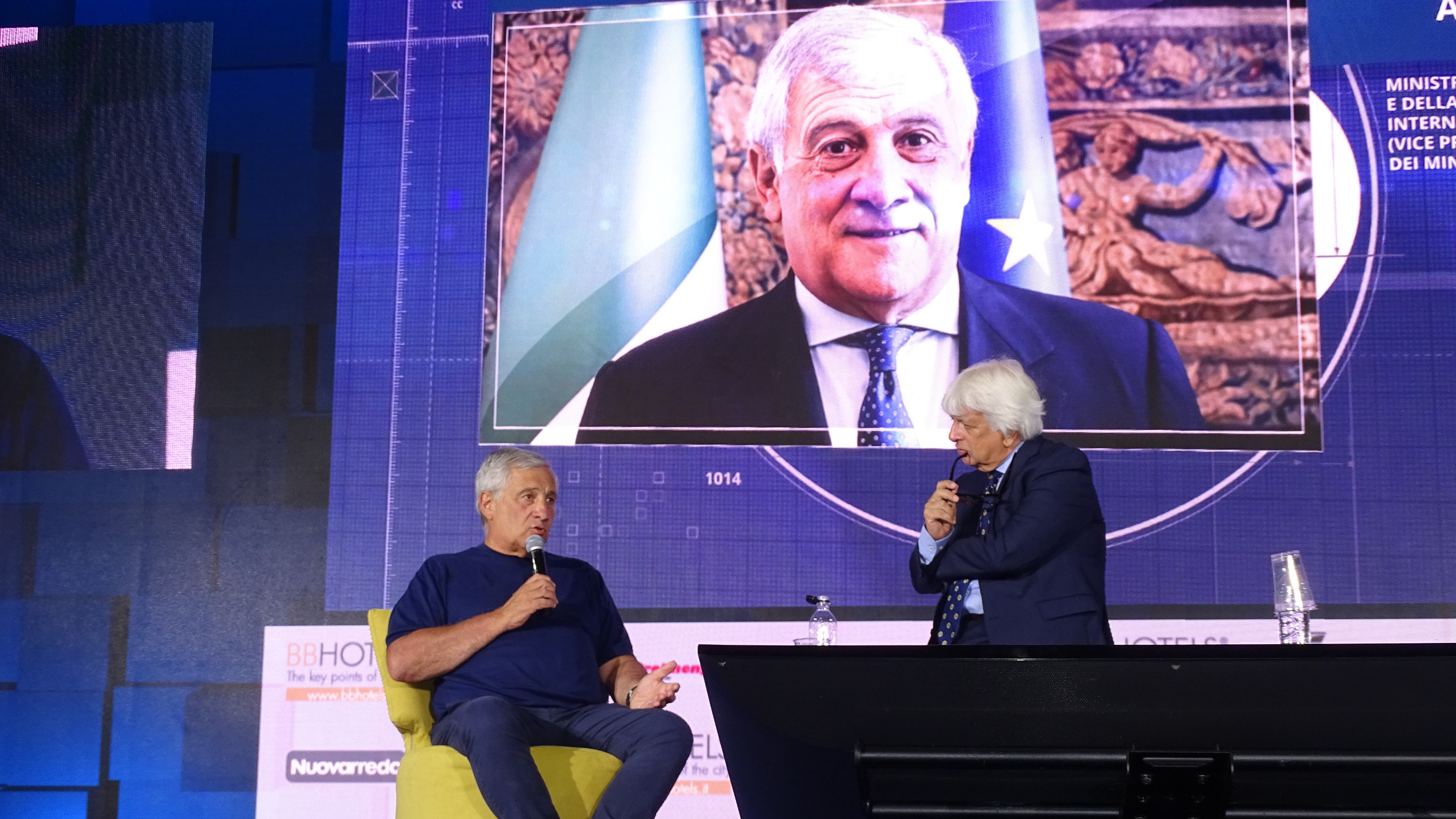 Tajani: "Sullo ius scholae non torniamo indietro"