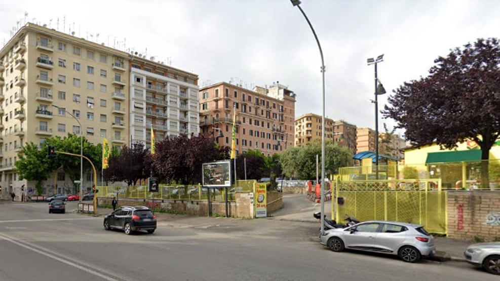 Ladre al supermercato aggrediscono gli agenti: in manette due donne