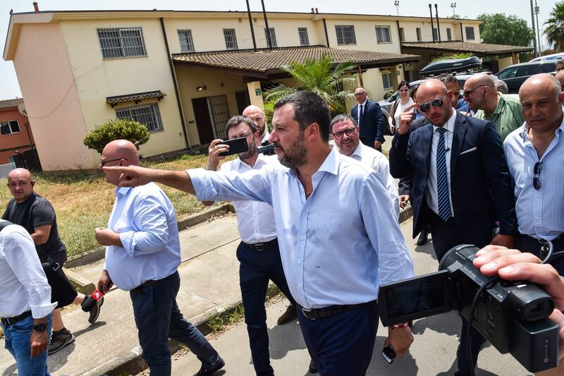 Il cara di Mineo chiude i battenti, Salvini: "Qui vince la legalità" 1