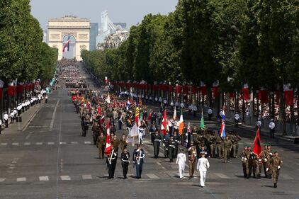 La parata del 14 luglio sugli Champs-Elysées 7