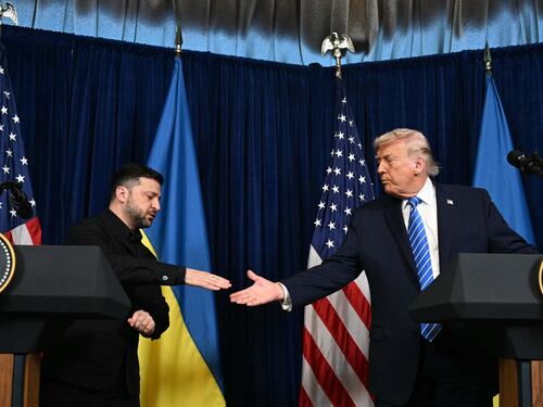 Finito il vertice a Mar a Lago. Trump: "Alcuni nodi spinosi, ma vicini alla pace". Meloni: "Coesione importantissima"