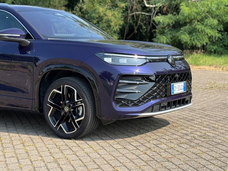 Volkswagen Tayron: guarda la gallery del nuovo SUV per famiglie, anche 7 posti 16