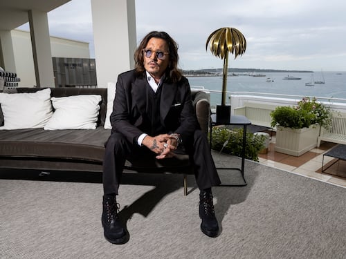Le star senza diploma: da Johnny Depp a Tom Cruise, chi non è arrivato alla maturità