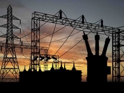 Come si perde il posto: l'Enel smarrisce la pratica, il capannone resta chiuso