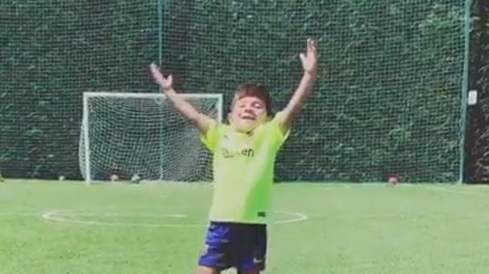 Messi, la tradizione continua: il figlio Mateo segna ed esulta come il padre