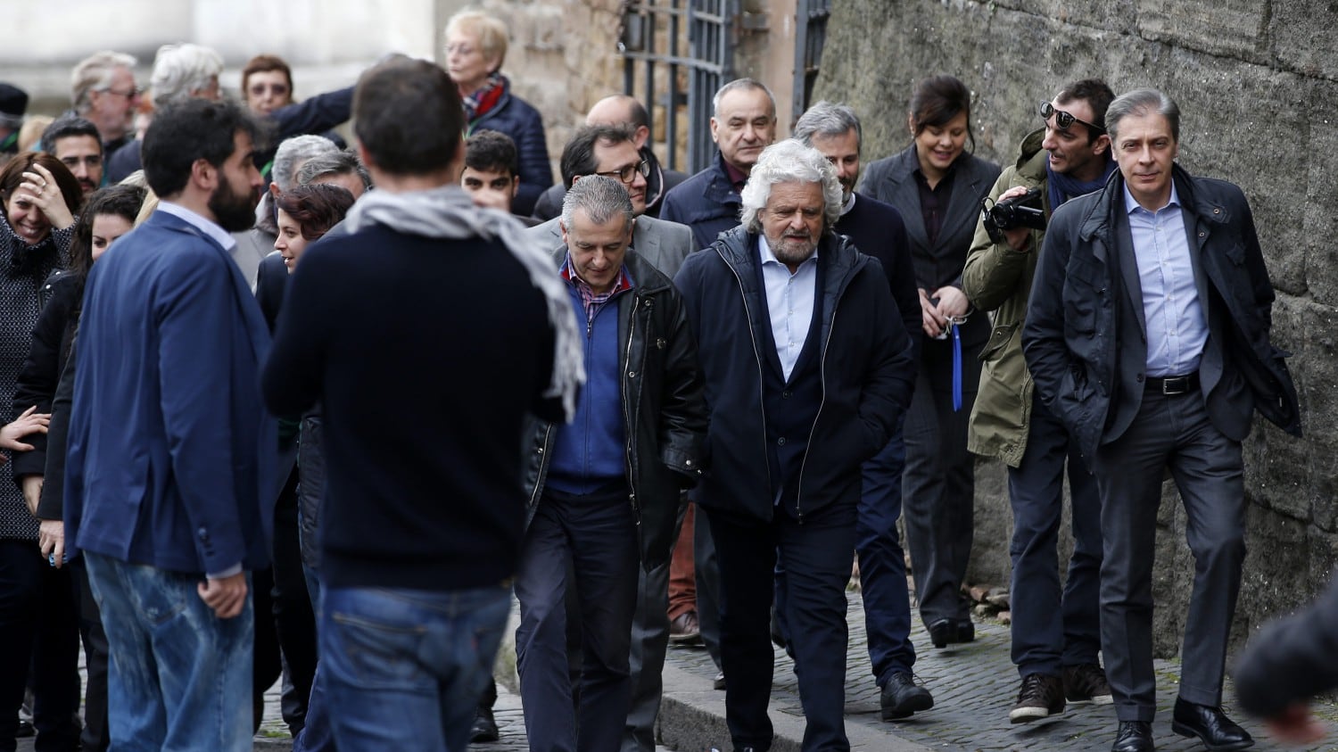 "Grillo vs Grillo" Politico scorretto, comico perfetto
