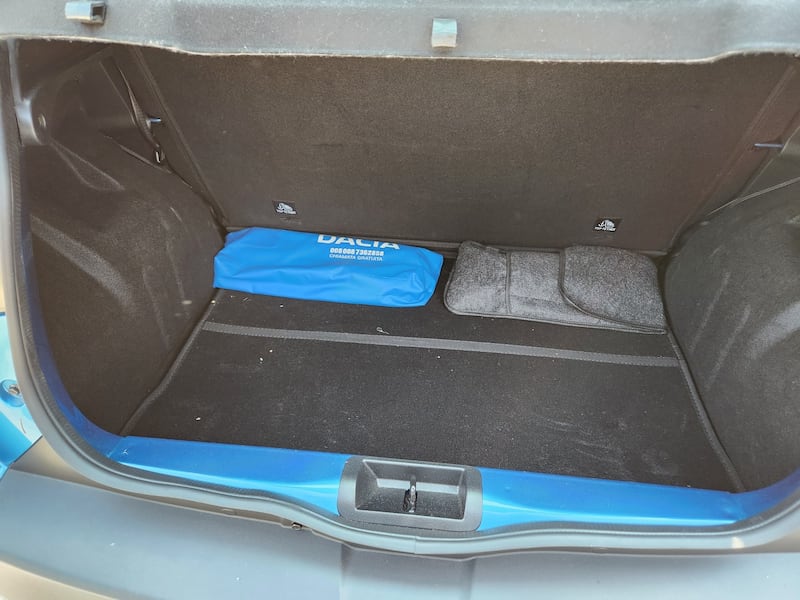 Dacia Spring: guarda tutte le foto 10
