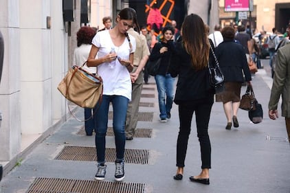 Melissa Satta, le foto della sexy showgirl 12