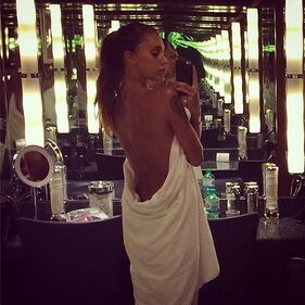 Belen si scopre su Instagram 1