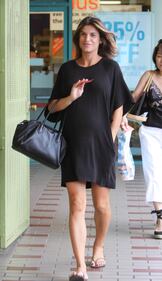 Elisabetta Canalis, shopping col pancione a Los Angeles 11