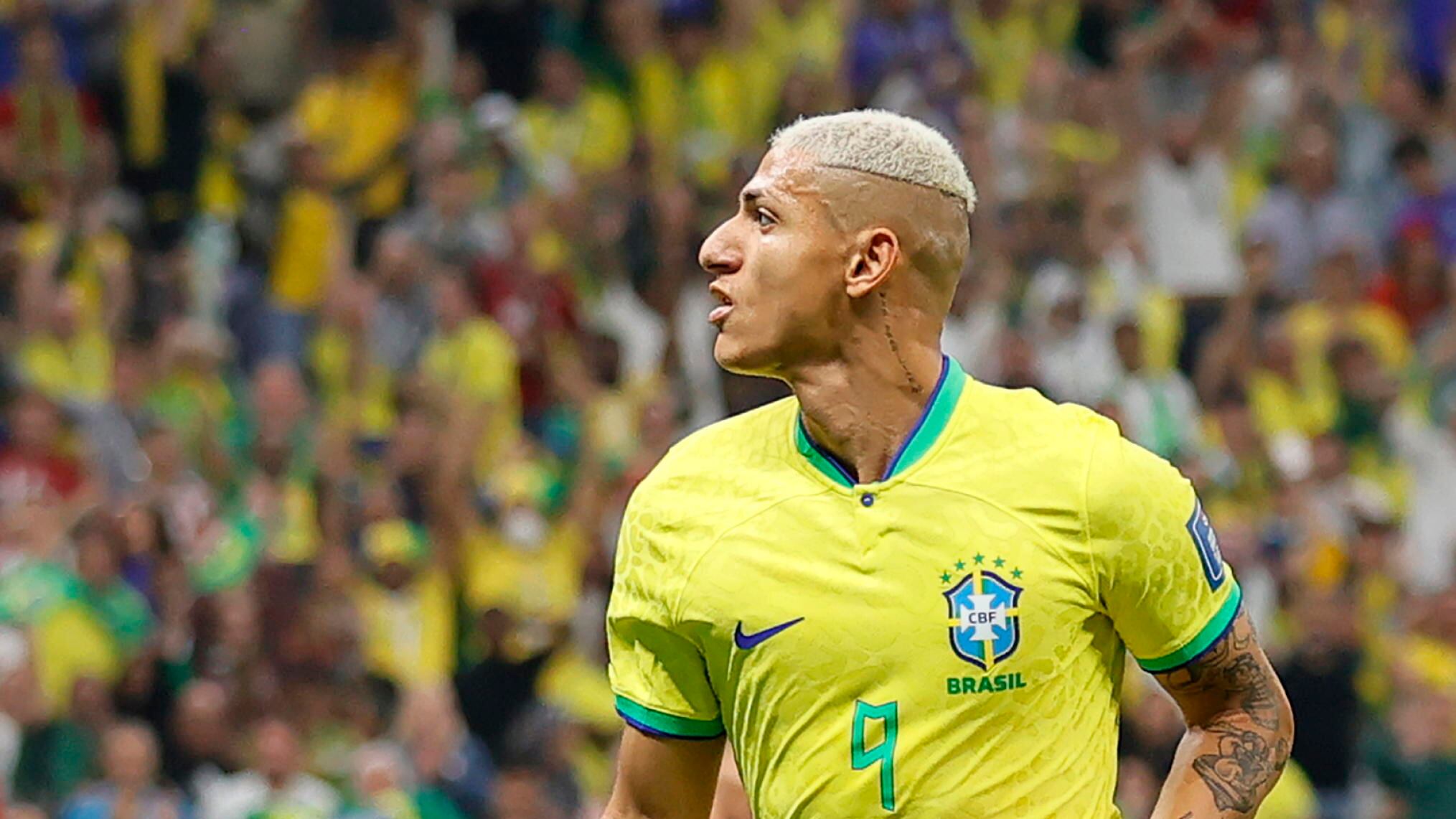 Il Brasile vince (e convince) all'esordio: decide la doppietta di Richarlison
